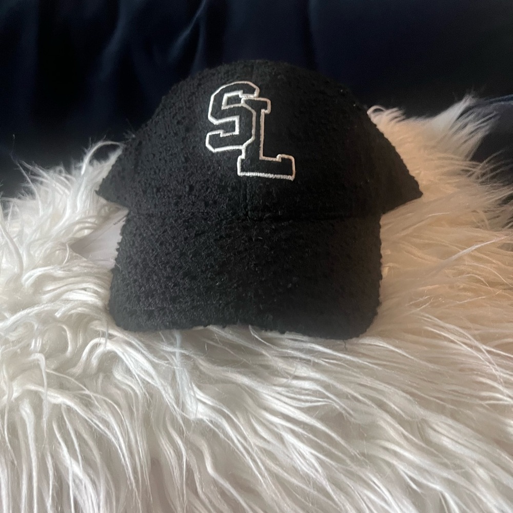 Saint Laurent Black Hat Classic Design